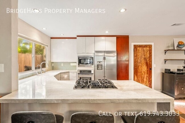 Building Photo - 3214 Mira Mesa Ave