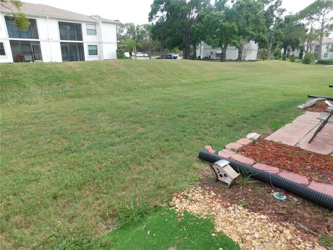 Building Photo - 209 Meadow Ln