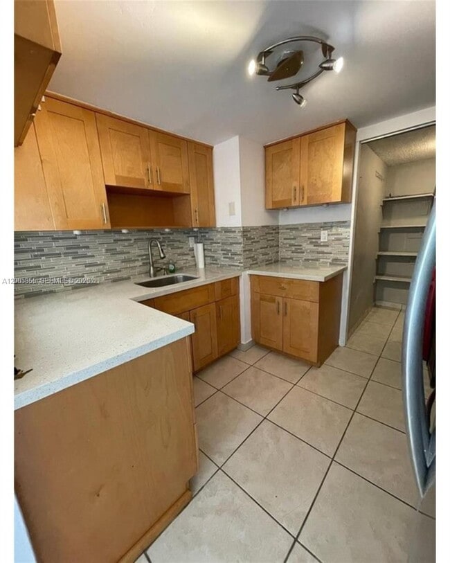 Building Photo - 11750 SW 18th St