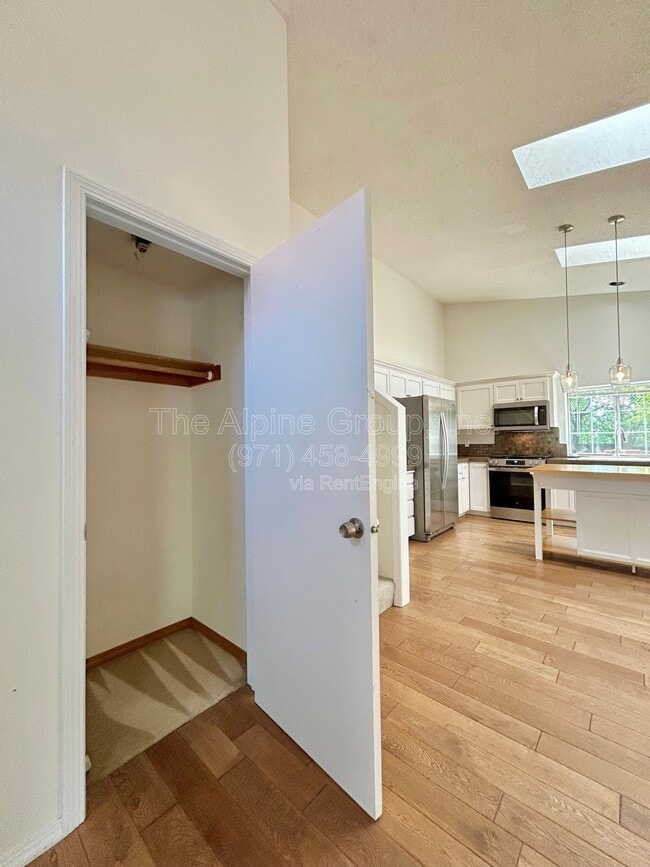 Building Photo - 14597 SW 81st Ave