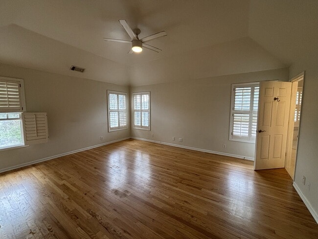 Building Photo - Amazing home in desirable Placerville neig...