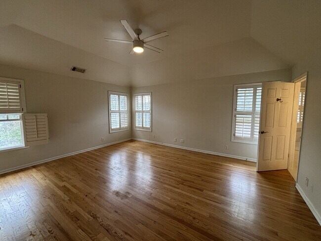 Building Photo - Amazing home in desirable Placerville neighborhood!