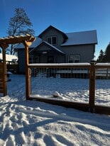 Building Photo - 3731 S Manitou Way