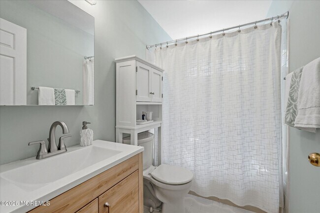 Building Photo - 17 Hackamore Ct