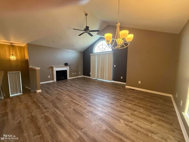 Building Photo - 27017 Carrington Pl