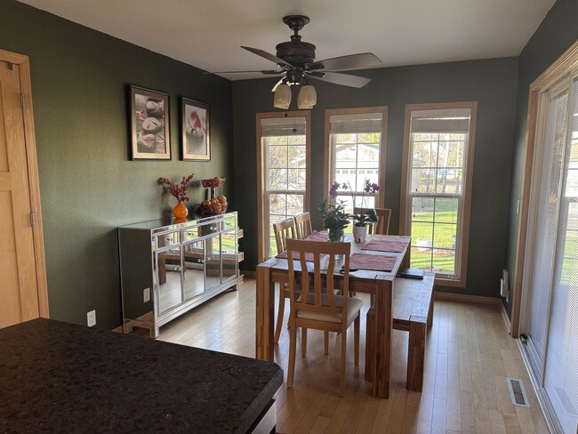 Building Photo - 6221 Old Middleton Rd