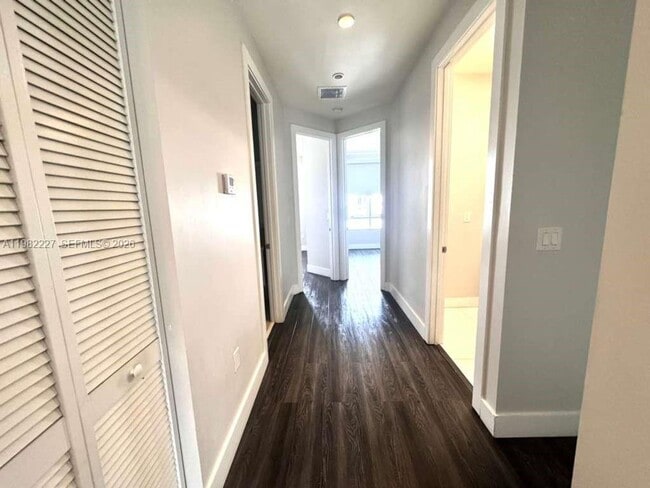 Building Photo - 6458 NW 103rd Psge