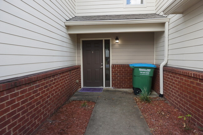 Building Photo - 519 Wingspan Way