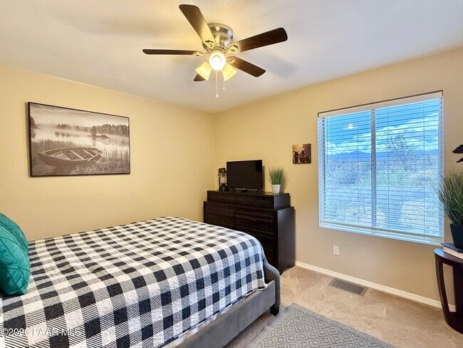 Building Photo - 4871 Butterfly Dr