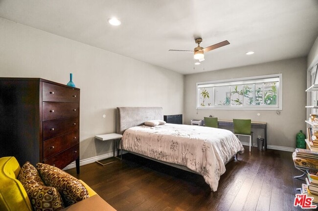 Building Photo - 1317 Stanford St