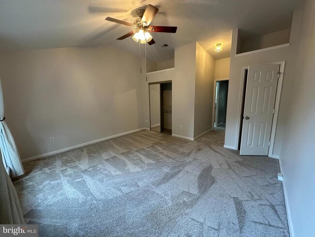 Building Photo - 5831 Norham Dr