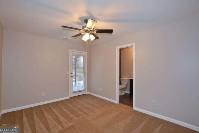 Building Photo - 3019 Liberty Way NW