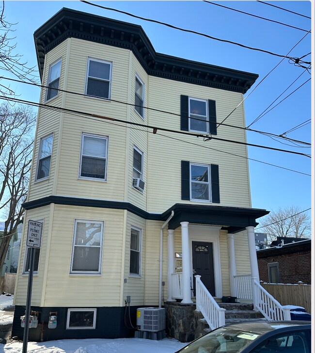 Building Photo - 240 Allston St