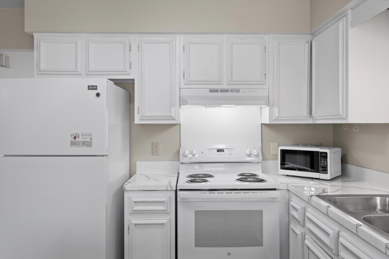 Building Photo - 6301 Frankn Dot Dr