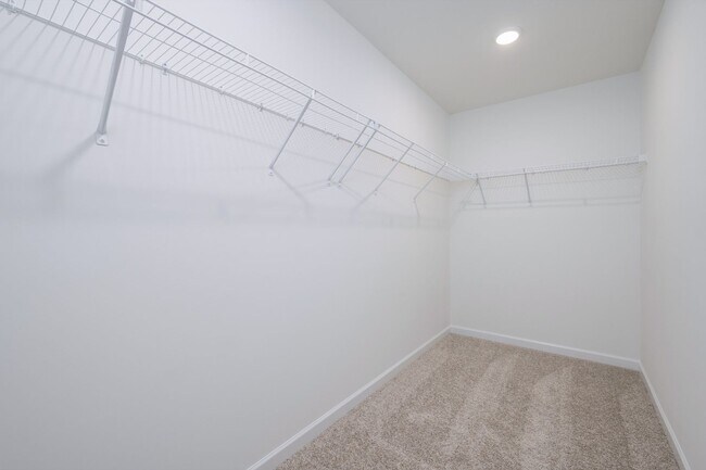 Building Photo - Brand New and Move-in Ready!