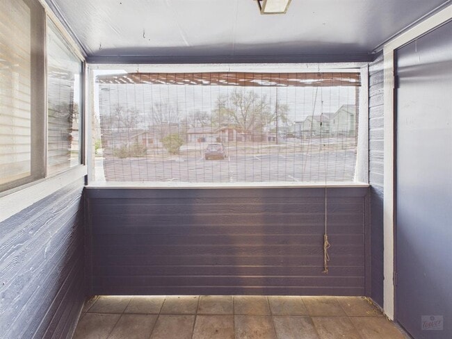 Building Photo - 2500 Burleson Rd