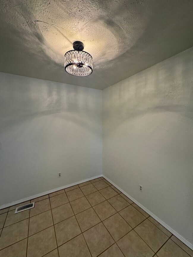Building Photo - Be Wowed by all the brand-new features in ...