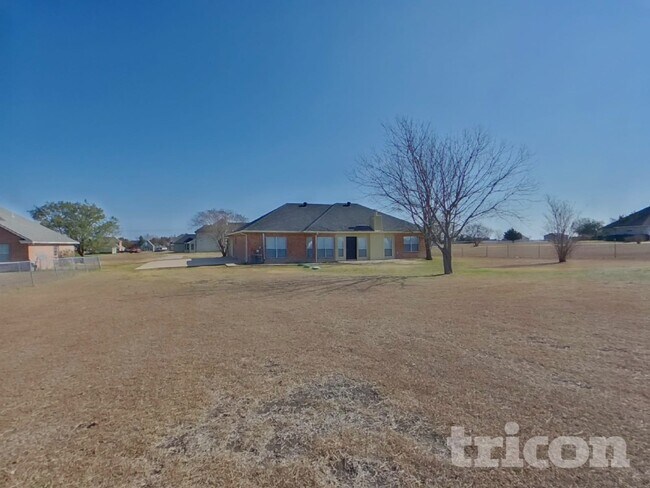 Building Photo - 1081 Treehouse Ln