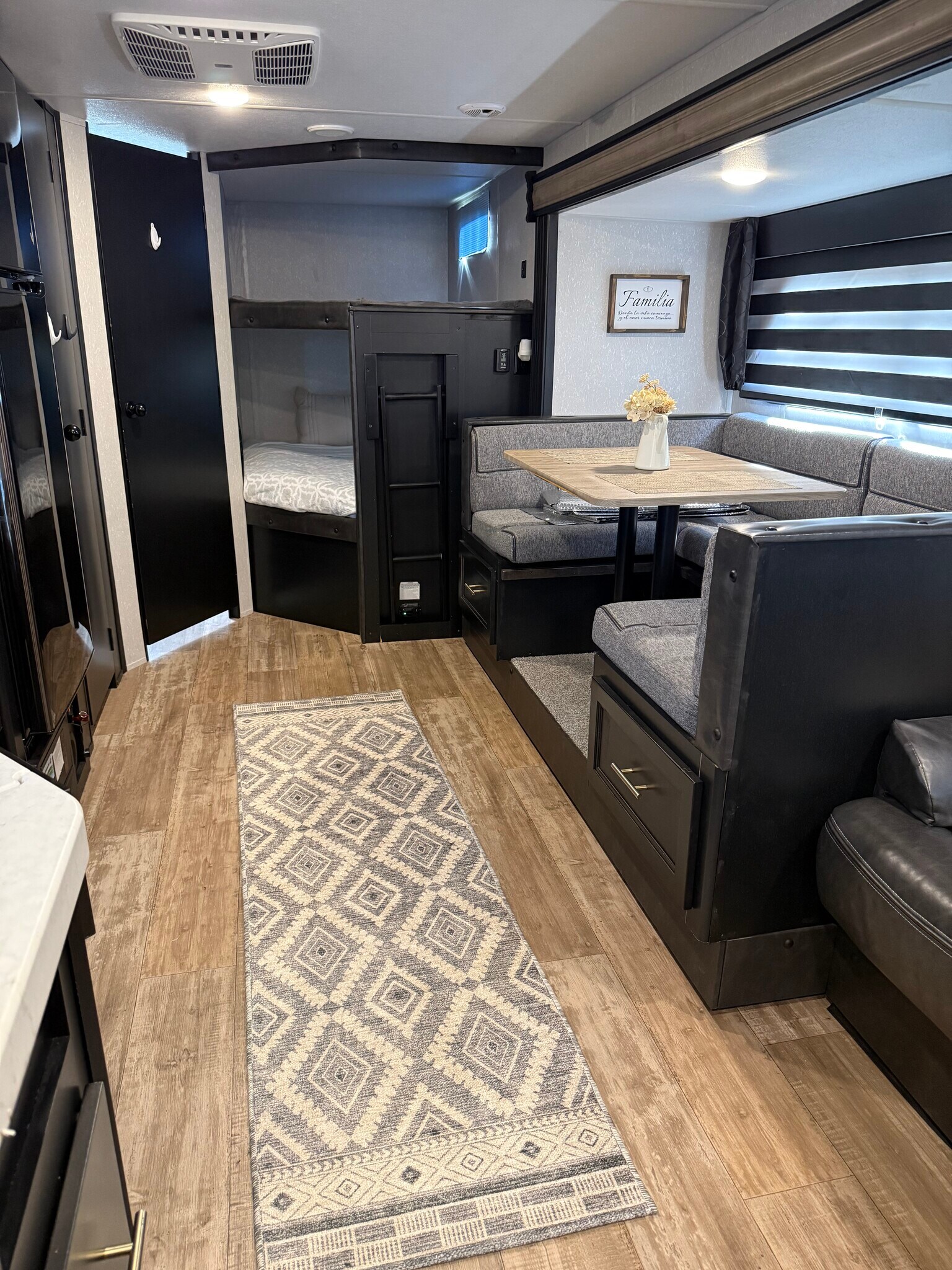 Building Photo - 48 Enos Dr