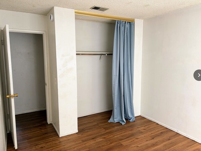 Bedroom 1 - 170 Westelle Dr