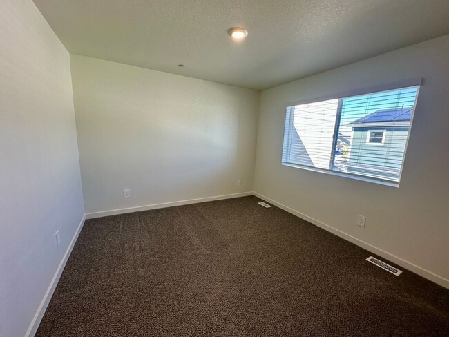 Building Photo - 3905 Congaree Wy