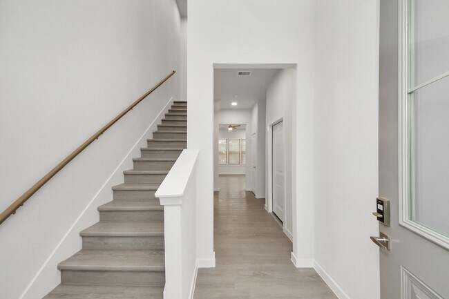 Building Photo - 22019 Ferguson Mdw Ln