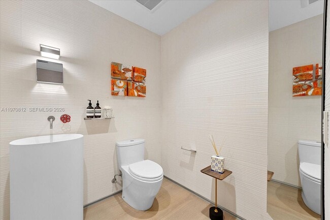 Building Photo - 4921 Fisher Island Dr