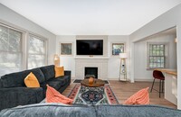 Building Photo - Cozy Home in Cleveland - Lyndhurst