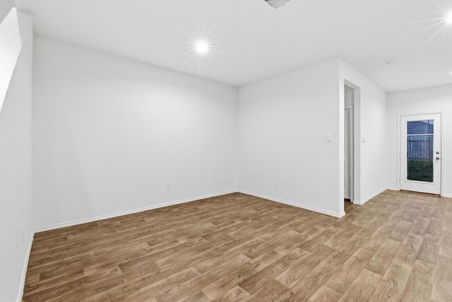 Building Photo - 5210 Ternberry Frst Ln