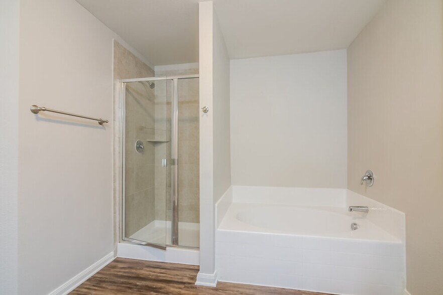 Building Photo - 1516 Millennium Dr