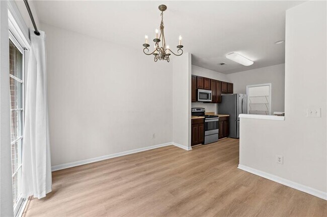 Building Photo - 1058 Treymont Ln SW