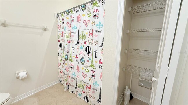 Building Photo - 3509 Rhapsody St