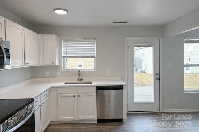 Building Photo - 5235 Swearngan Rd