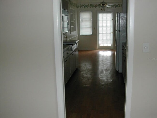 Building Photo - 3112 Chase Cir