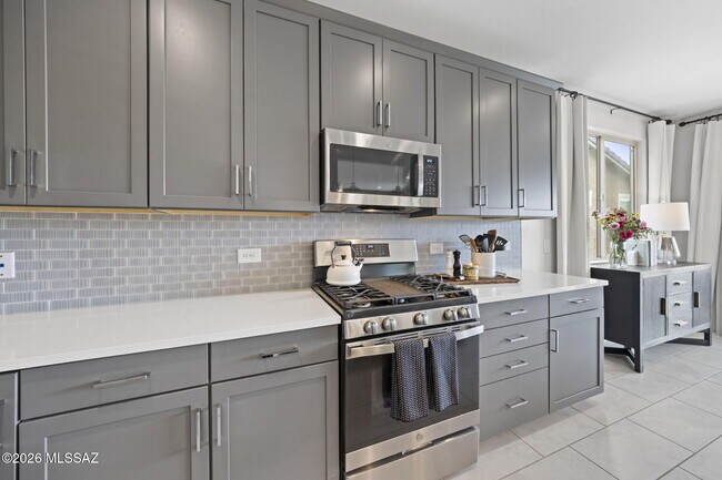 Building Photo - 10599 W Walker Brown Dr