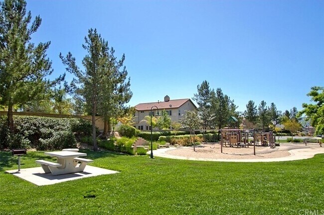 Building Photo - 43136 Bellota Ct
