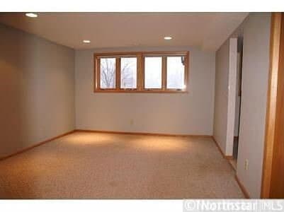 Living - 2837 County Road H2