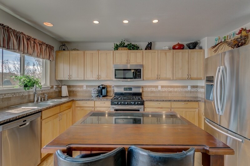 Building Photo - 3815 S Killarney Ct