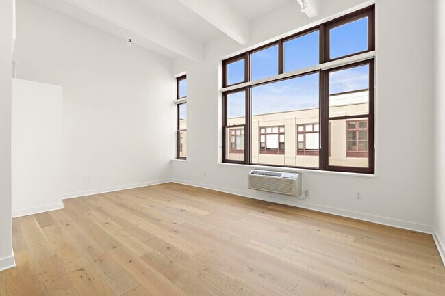 Building Photo - 1500 Hudson St