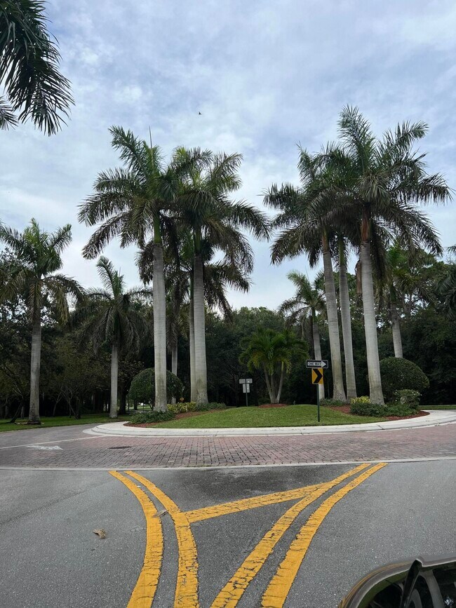 Building Photo - 4808 W Bexley Park Dr