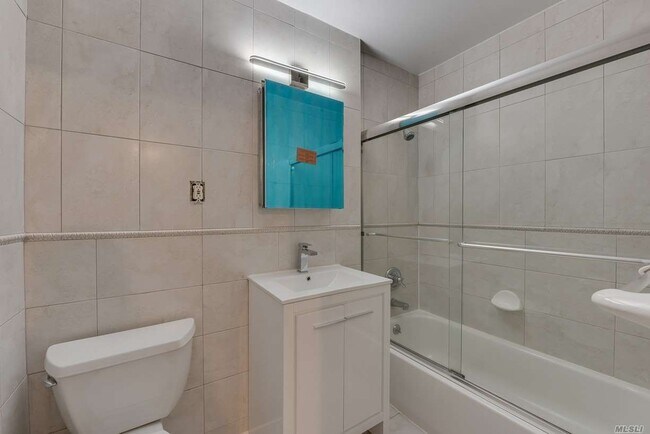 Building Photo - 101 Jackson Ave