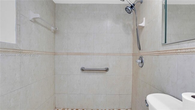 Building Photo - 6460 NW 170th Terrace