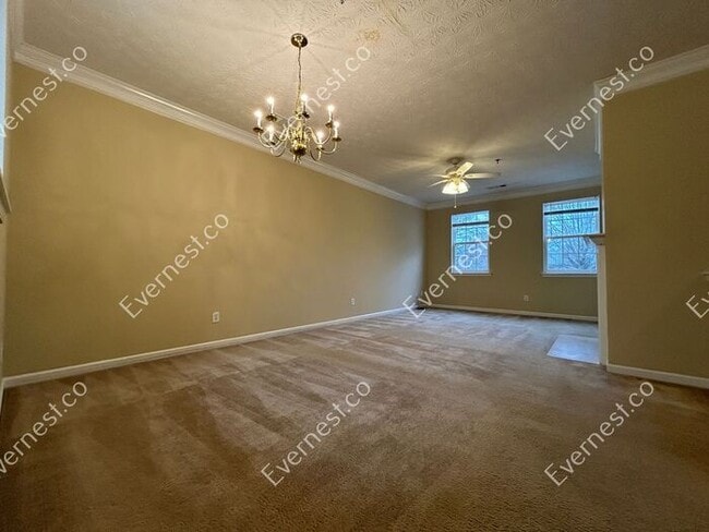 Building Photo - 128 Weatherstone Square Dr