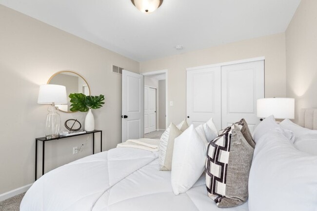 Bedroom 3 - 2829 Hackmann Rd
