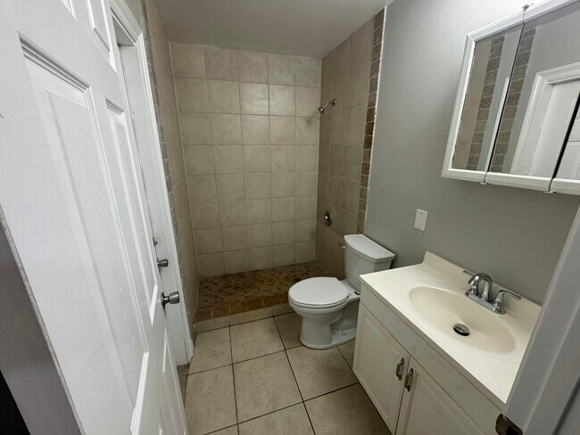 Building Photo - 119 Watoga Ave SW