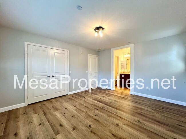 Building Photo - 12346 Claredon Dr