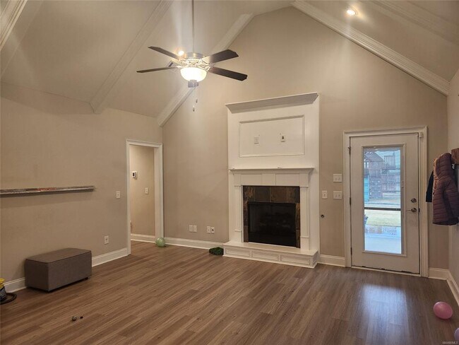 Building Photo - 105 Herman Dr