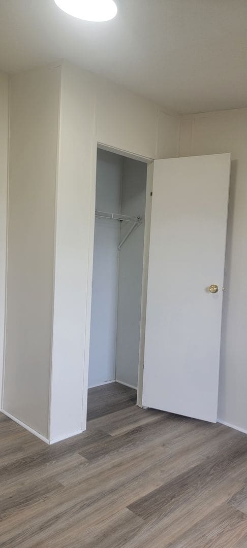 Building Photo - 3 Bedroom, 2 Bath Double Wide in Rockwell ...