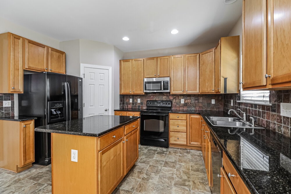 Building Photo - 2865 Island Point Dr NW