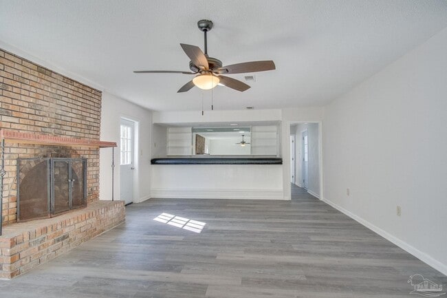 Building Photo - 4725 Clara St